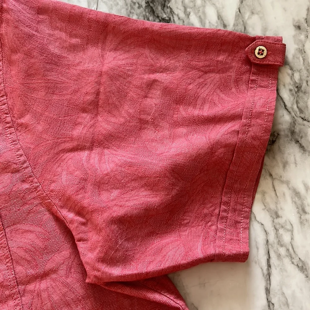 New! Tommy Bahama Button-Down Shirt - Picture 5 of 11